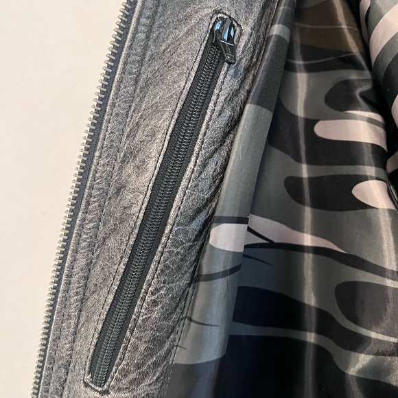 Harley Davidson Jacket - Picture 7 of 15